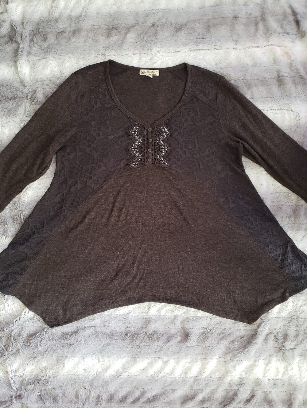 Unity World Wear Black Lace Panel Sharkbite Hem V-Neck Boho Tunic Top